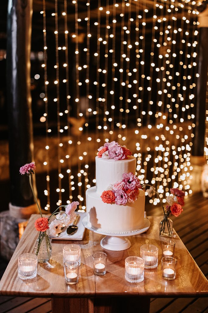The white wedding cake