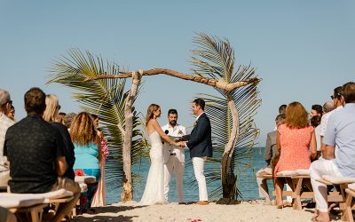 Rachael & Chris: A rustic and relaxed wedding in Cabo Pulmo