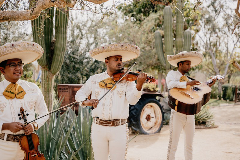 Mariachi band playing before wedding ceremony