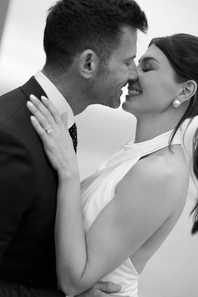 Justin and Amber Kissing