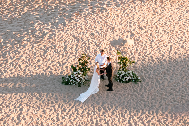 Wedding trends 2026 example: Barefoot Minimalism